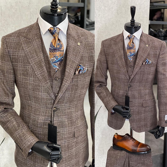 Classic Brown Stripe Wedding Men Suits There-pieces Slim Fit Tuxedos for Men High Qualit Occasion Costume Made Plus Size