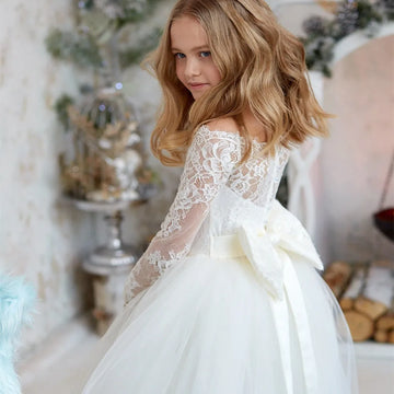 Vestido elegante de encaje de manga larga para niñas con lazo en la espalda y falda de tul.