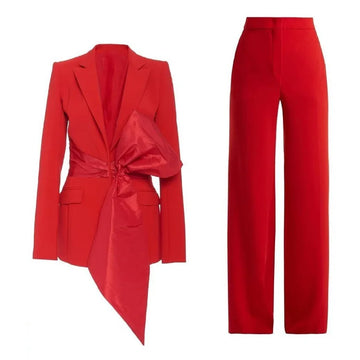Ensemble 2 pièces pour femme, costume haute couture avec nœud, veste et pantalon, idéal pour un mariage, un tapis rouge ou une soirée.
