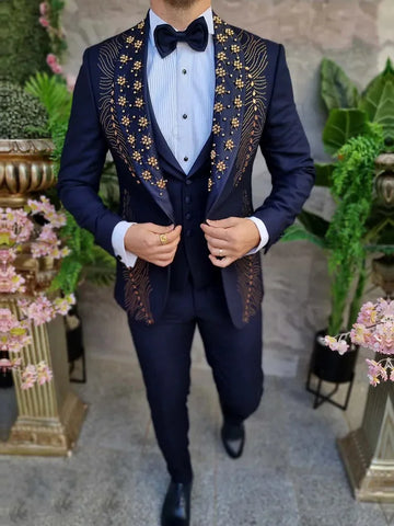 Elegante traje de esmoquin de 3 piezas con cuentas para hombre: conjunto de blazer, pantalón y chaleco formal para bodas, bailes de graduación y ocasiones especiales. Opciones de tallas grandes personalizadas disponibles.