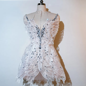 Nuevos vestidos de fiesta con cordones y diamantes de imitación para mujer, sexys, sin espalda, con cuello halter, falda blanca, para baile de graduación, cantante, ropa de escenario, disfraz de actuación