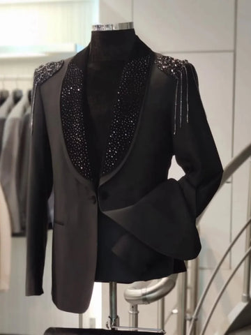 Tailored 2 Pieces Men Suits Blazer Pants Regular Fit Shawl Lapel One Button Hot Fix Luxury Fabric Modern Formal Suits Customized