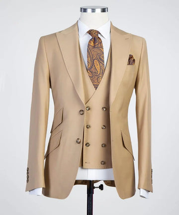 Traje beige de tres piezas para hombre, chaleco cruzado, corbata de cachemira y pañuelo de bolsillo