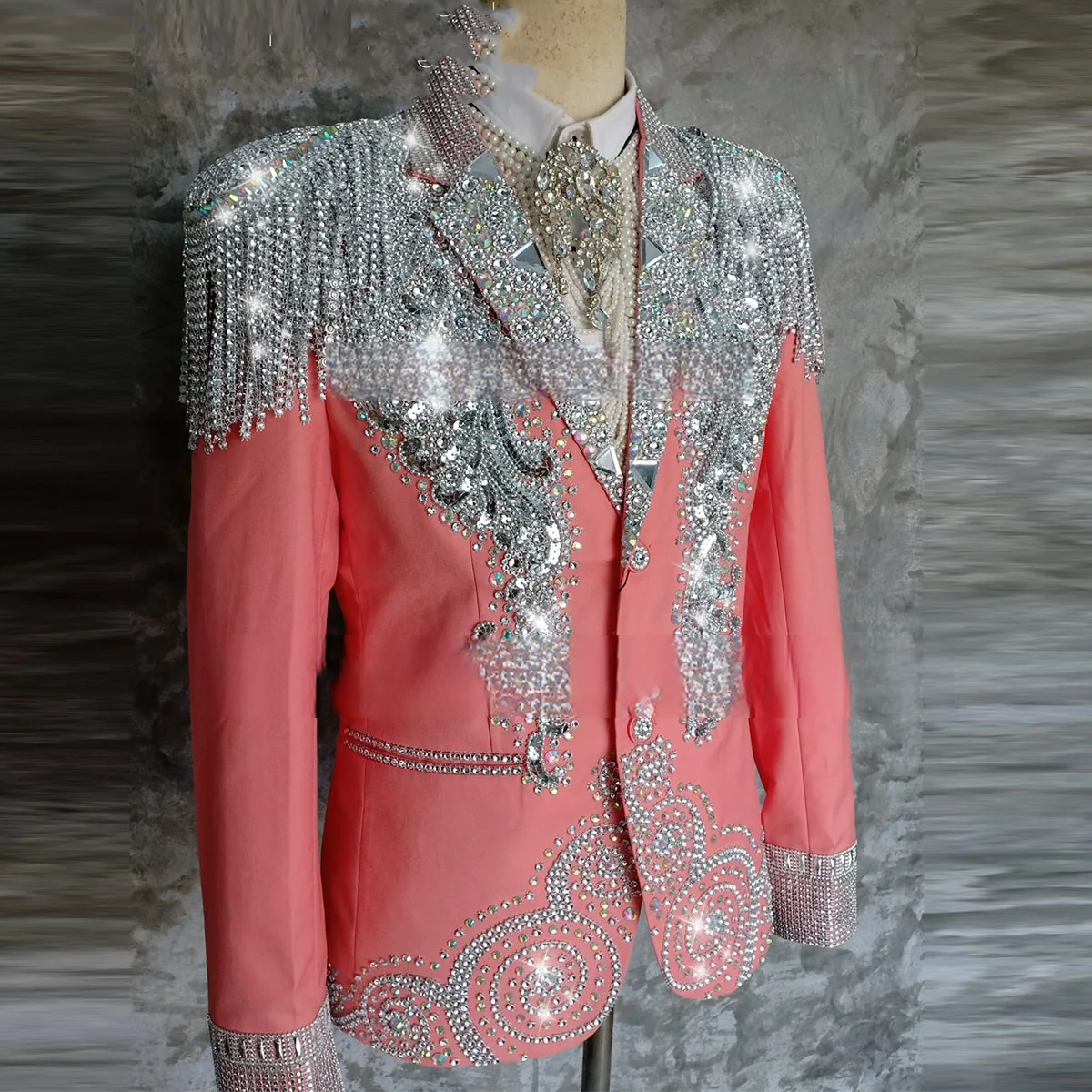 Luxury Customized Crystals Men Suits for Wedding Sparkle Gem Groom Tuxedos 2 Pieces Sets Male Prom Blazers Slim Fit