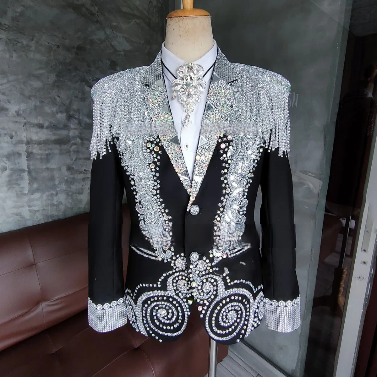 Luxury Customized Crystals Men Suits for Wedding Sparkle Gem Groom Tuxedos 2 Pieces Sets Male Prom Blazers Slim Fit