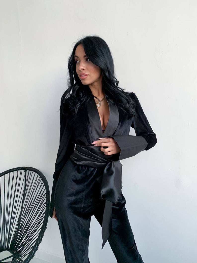 Traje de oficina de 2 piezas de terciopelo negro para mujer, blazer con cinturón y pantalón, vestido formal de noche para graduación, hecho a medida. 