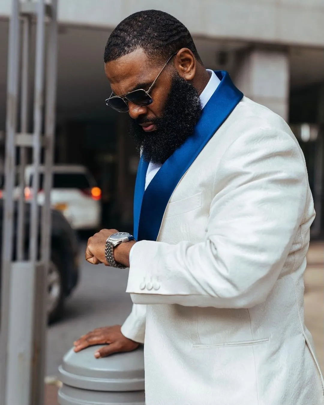 2 Pieces Wedding Tuxedos for Men White Jacket Blue Pants Groom Groomsmen Suit Men' Business Casual Wear