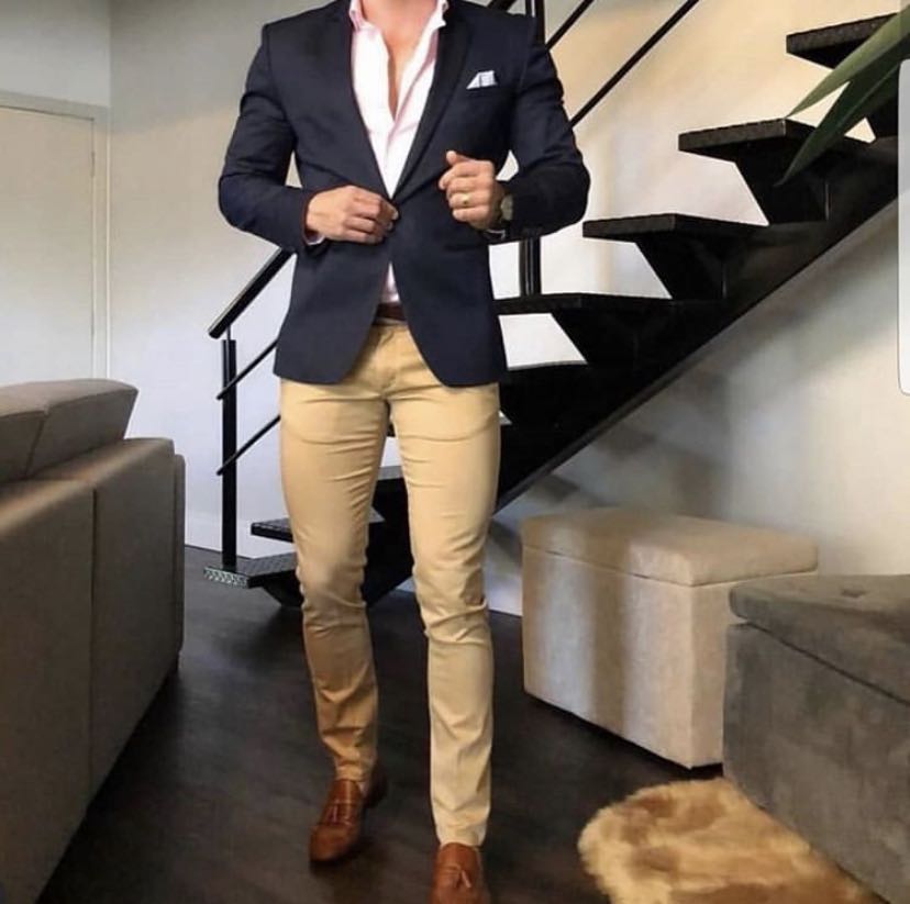 Trajes de hombre azul marino nuevos con pantalones champán, esmoquin de novio ajustado para boda, dos piezas 