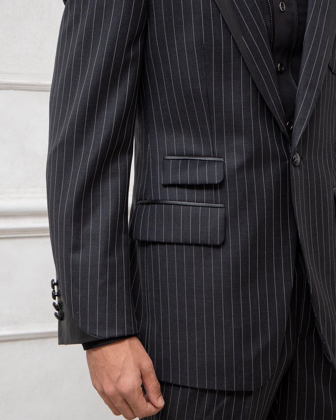 Costume de mariage noir slim pour homme avec rayures, un bouton, deux pièces, veste et pantalon, costume de créateur pour occasion formelle 