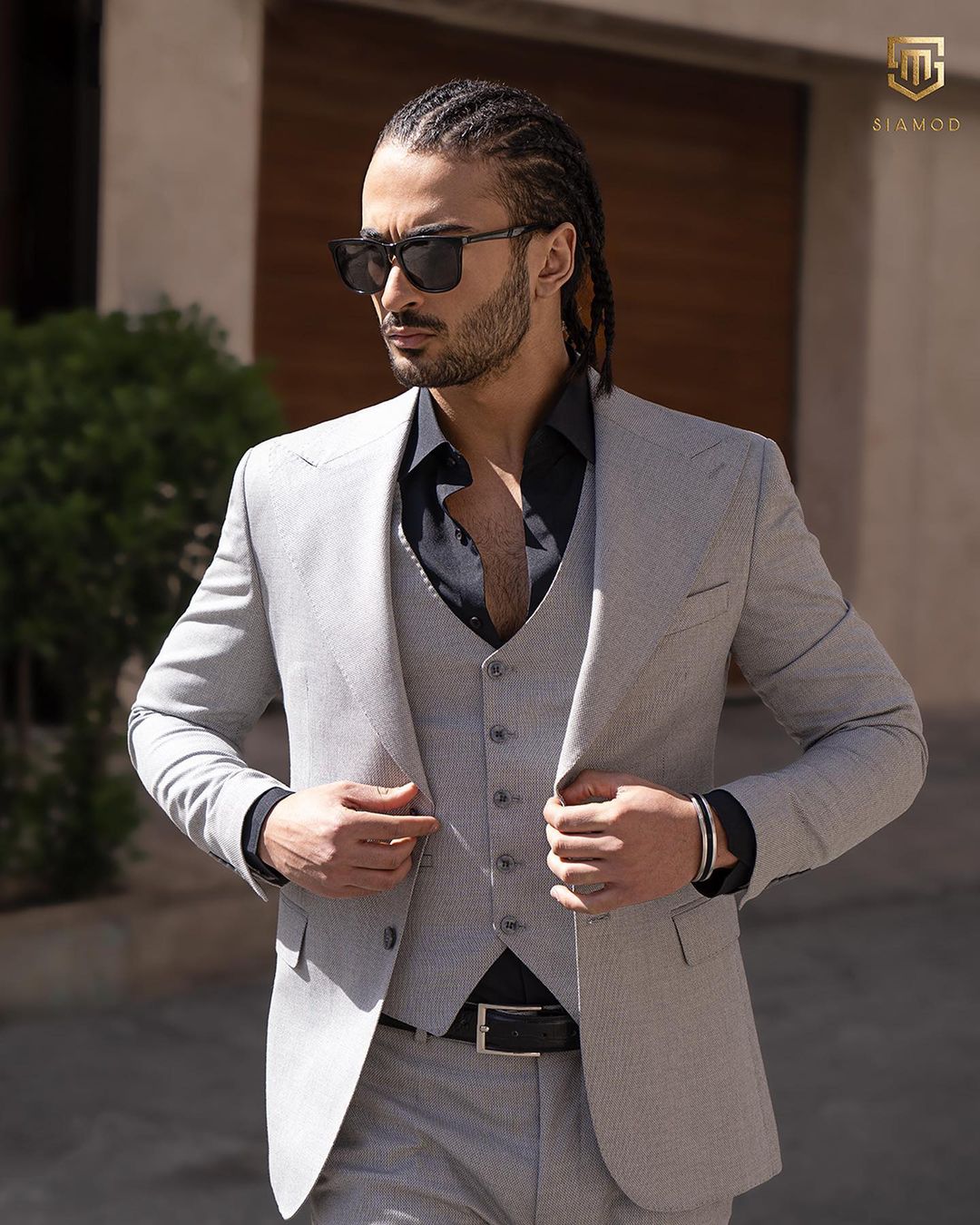 Costumes classiques gris pour hommes avec veste trois pièces à simple boutonnage, gilet et pantalon, sur mesure, pour mariage, occasions formelles 