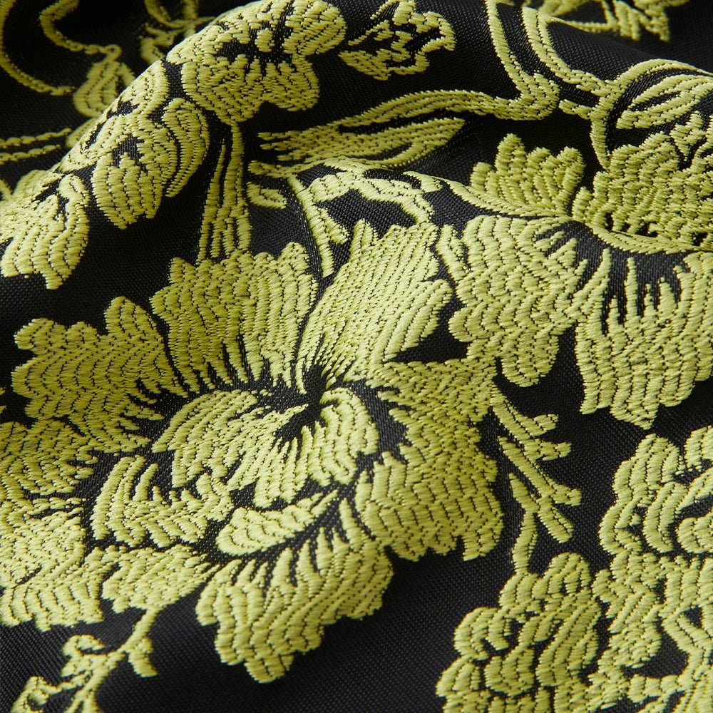 Stylish Floral Jacquard Tuxedo Suit for Men, Slim Fit Party and Wedding Attire with Shawl Lapel in Black and Gold