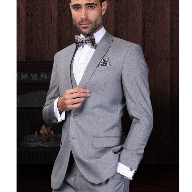 Costume de mariage 3 pièces gris clair pour homme (veste, pantalon, gilet, cravate), revers crantés 