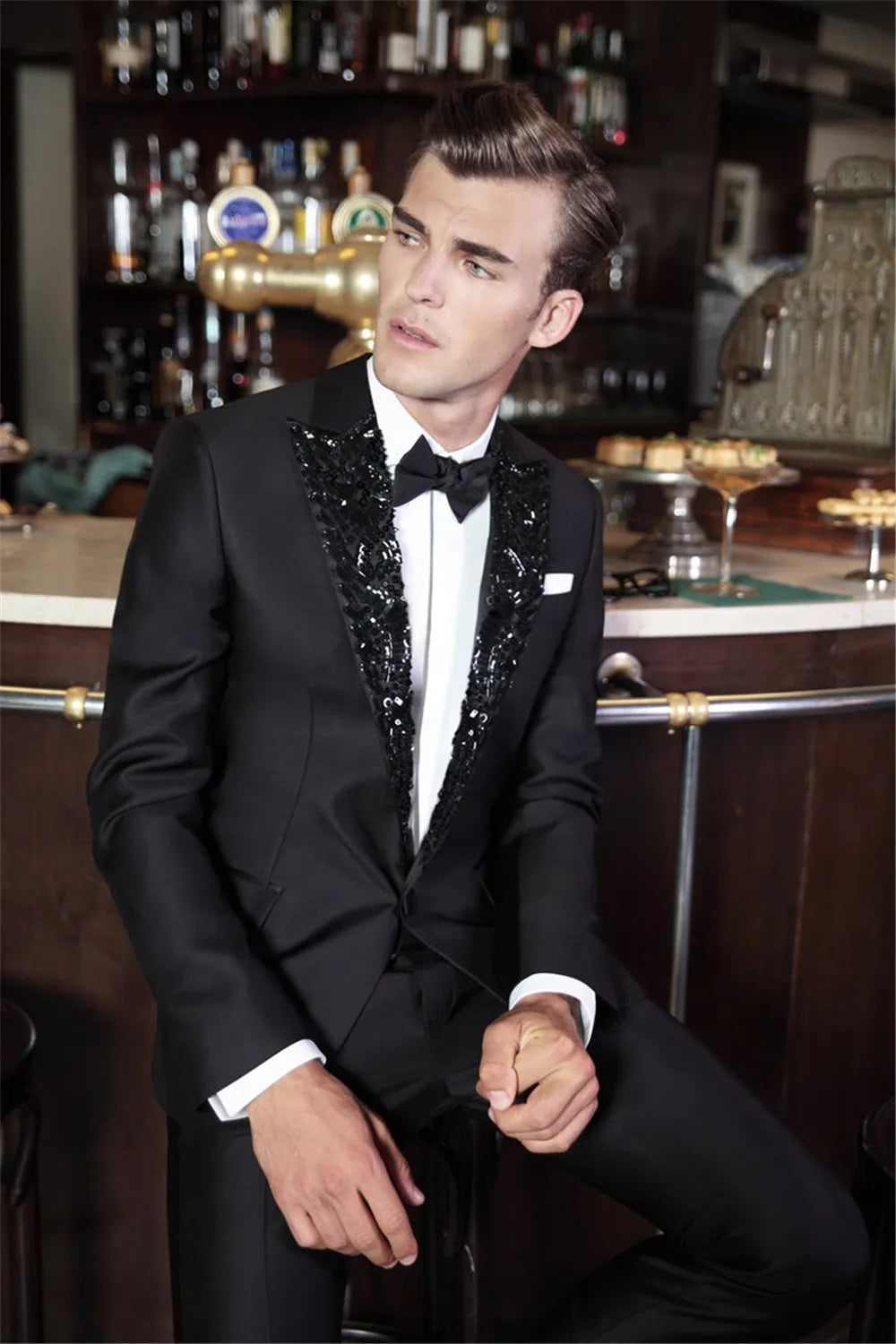 Smoking de mariage noir 2 pièces pour homme, veste à revers pointu et pantalon à paillettes, personnalisé, costume de marié, tenue de soirée pour homme