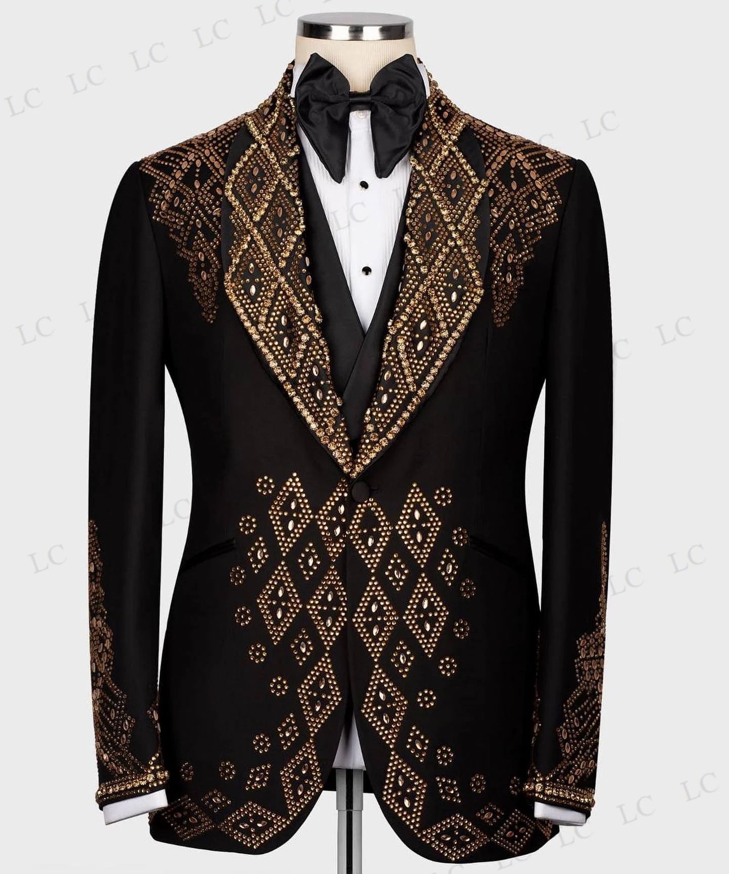 Elegant Men's Tuxedo Suit with Crystal and Beaded Detailing, Slim Fit One Button Design for Weddings and Formal Events