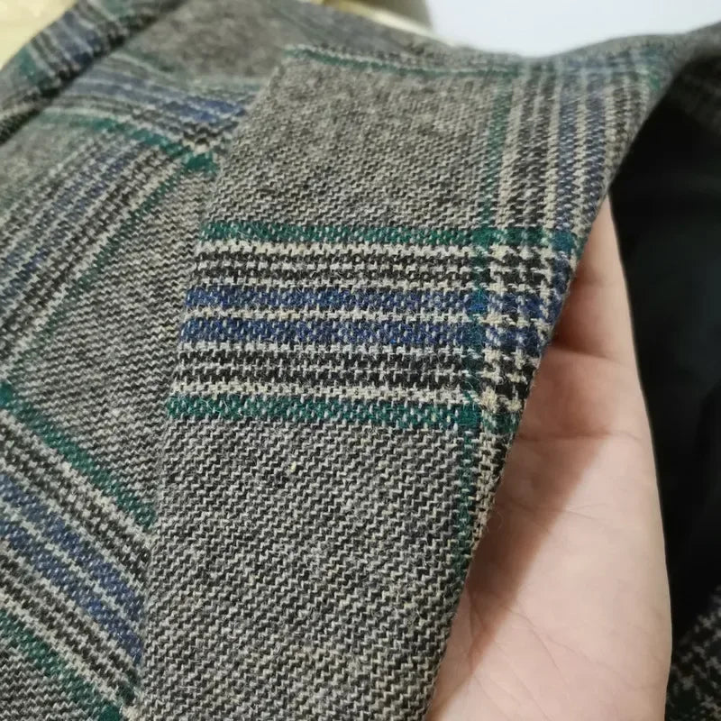 Men's Wool Blend Glen Plaid Blazer with Notch Lapel and Two-Button Closure