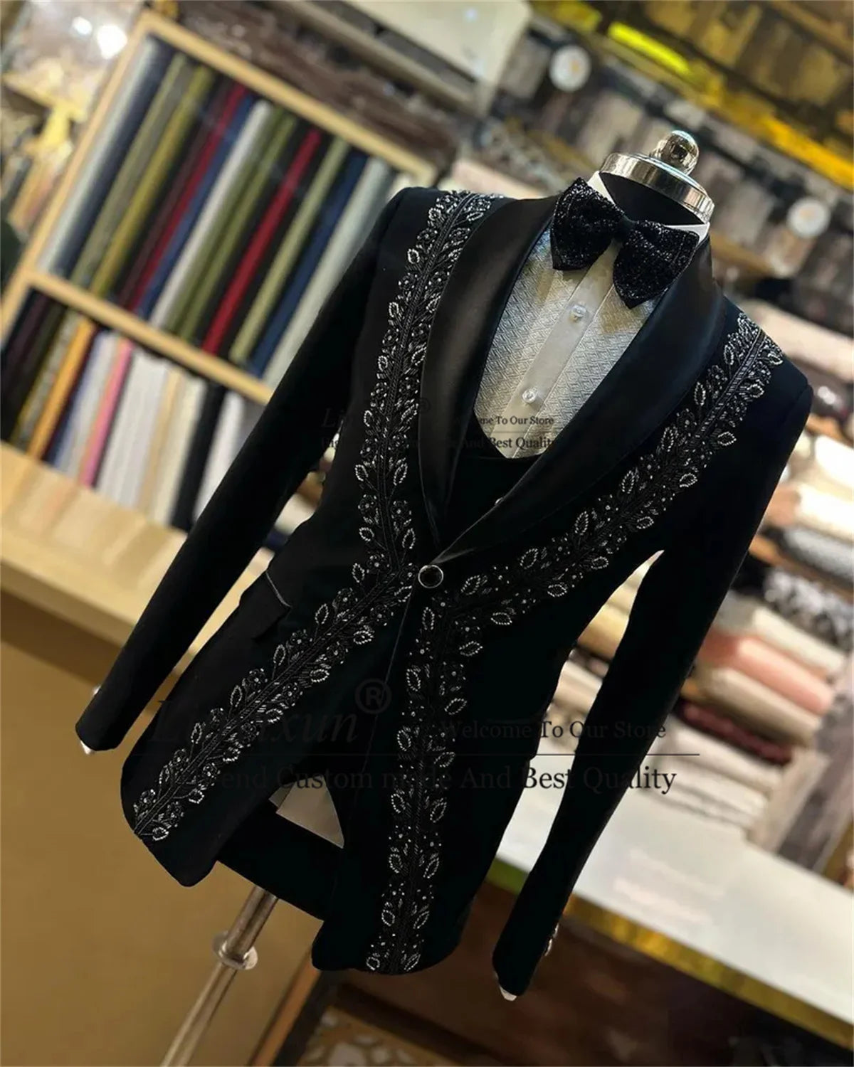 Trajes de hombre de lujo con cuentas de cristal y solapa de chal, conjuntos de 3 piezas para boda, esmoquin de novio, blazer de graduación, traje ajustado para hombre