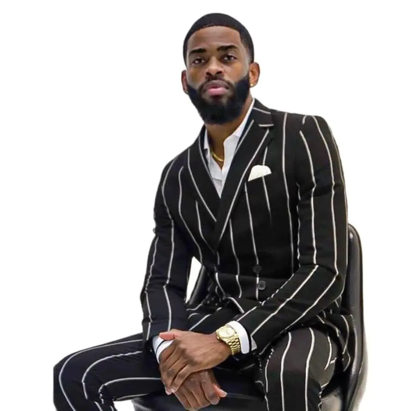 Elegante traje cruzado de rayas verticales negras para hombre: elegante esmoquin de novio con solapa con muesca para bodas y ocasiones especiales.