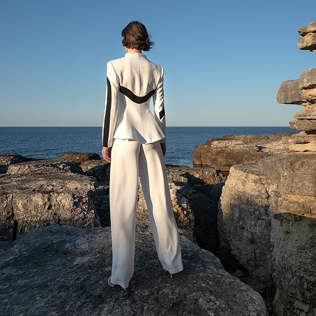 Ensemble pantalon et veste pour femme, coupe slim, noir et blanc, idéal pour le bureau, les soirées, les bals de promo ou les loisirs. 