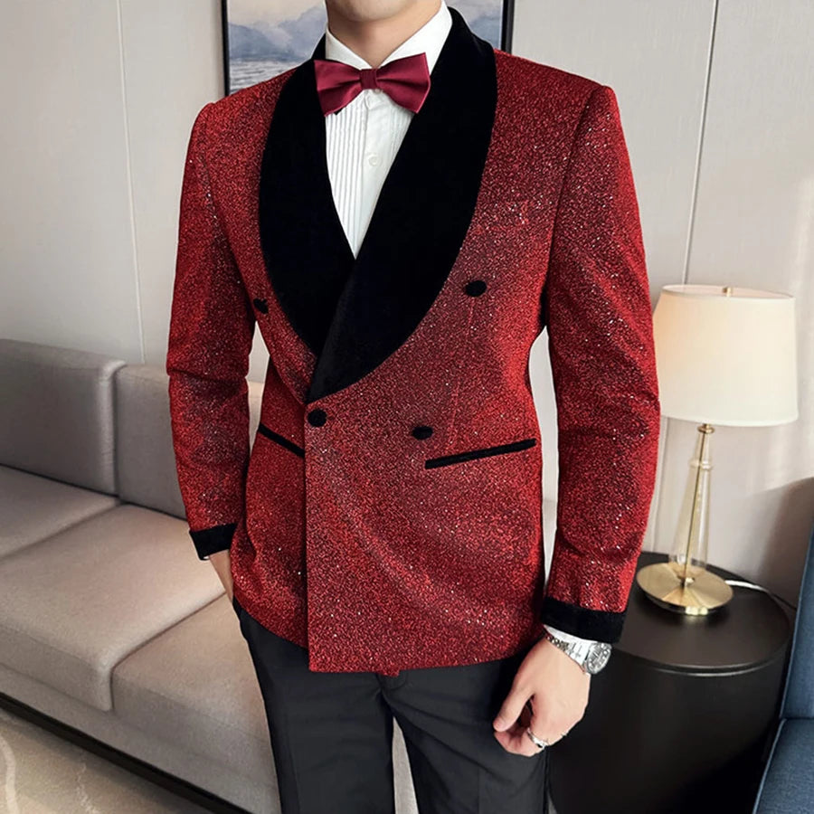 Elegante esmoquin cruzado con purpurina roja para hombre: perfecto para bodas, fiestas y eventos formales.