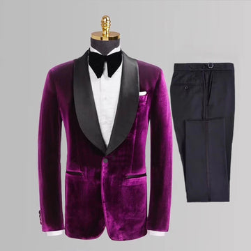 Elegante conjunto de esmoquin de terciopelo para hombre: elegante blazer y pantalón de dos piezas para bodas y ocasiones formales. Corte a medida, moda de alta calidad.