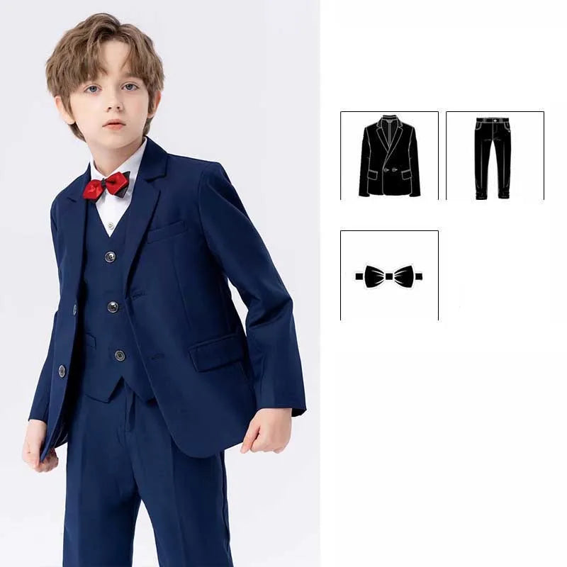 Traje de tres piezas azul marino para niño con pajarita roja 