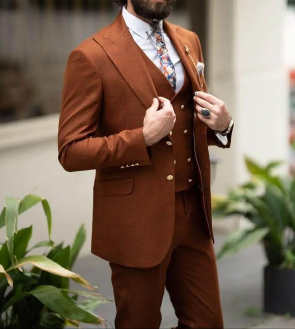 Trajes formales de moda marrón para hombre para fiesta de boda, conjuntos de blazer a medida, traje de novio de 3 piezas con chaqueta, pantalón y chaleco.