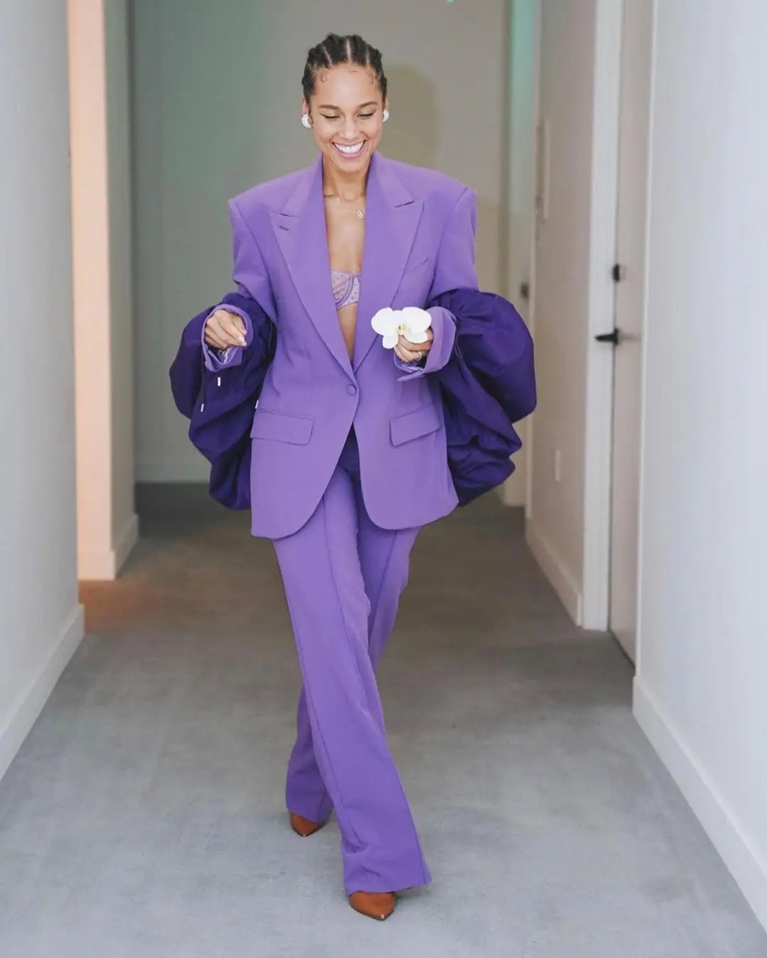 Blazer holgado y elegante para mujer, traje de moda con solapa de pico, blazer de un botón, pantalones acampanados, ropa de calle informal para uso diario, ropa formal