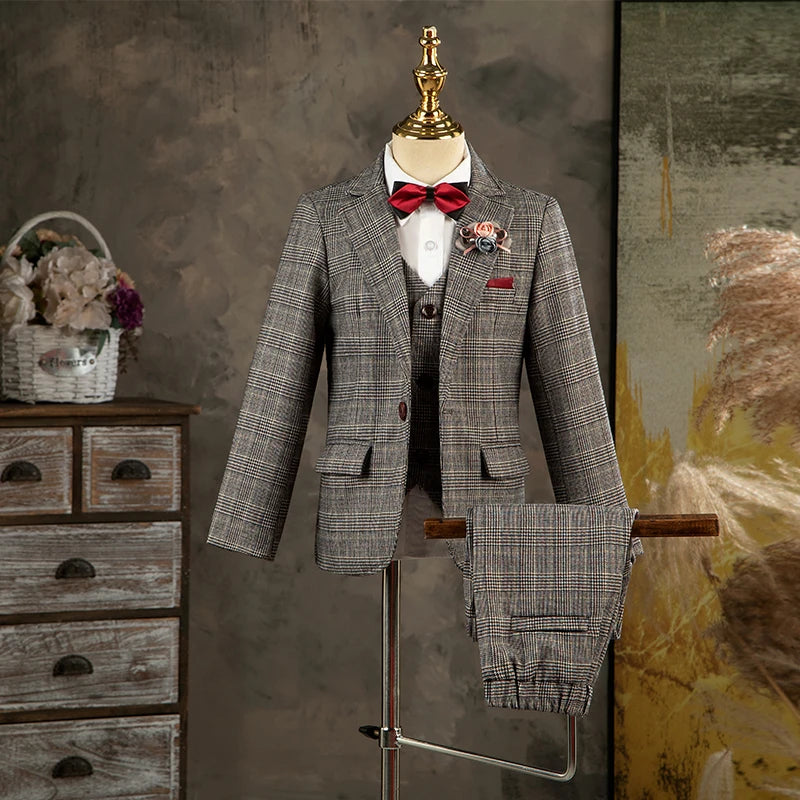 Ensemble de costume formel à carreaux gris pour garçon avec blazer à nœud papillon, gilet et pantalon 
