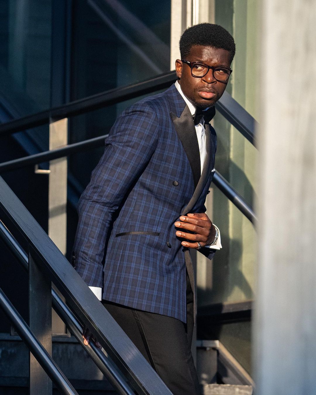 Traje clásico de cuadros negros para hombre, traje de boda de dos piezas con cuello cerrado, esmoquin para hombre, traje formal de alta calidad para ocasiones especiales. 