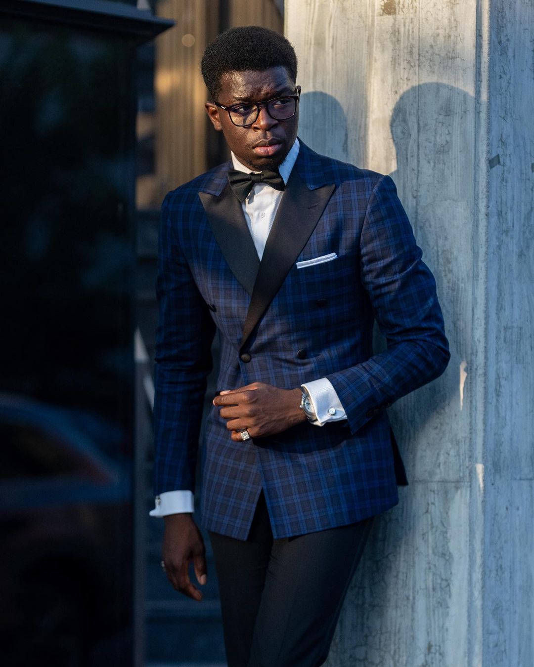Traje clásico de cuadros negros para hombre, traje de boda de dos piezas con cuello cerrado, esmoquin para hombre, traje formal de alta calidad para ocasiones especiales. 