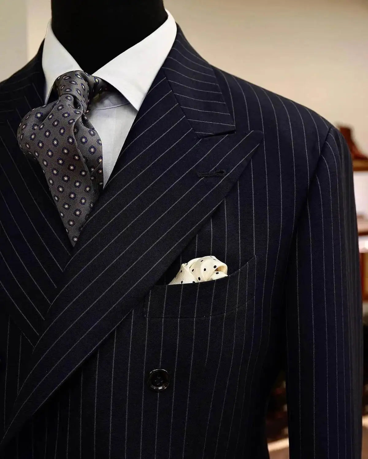 Costume de mariage classique à rayures fines pour homme, smoking croisé à revers pointus, 2 pièces, blazer et pantalon sur mesure