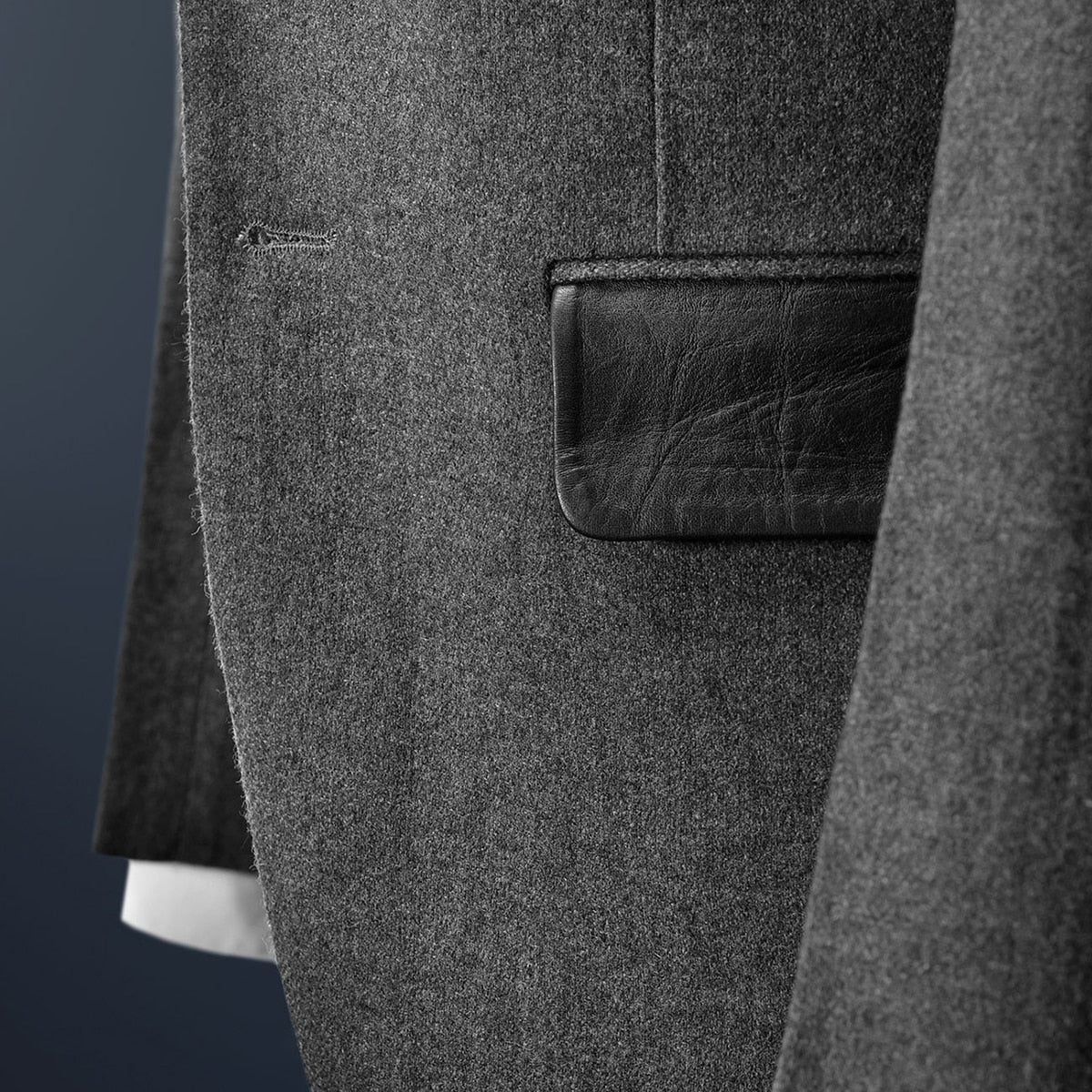 Classic Slim Fit Men Suits With Leather Pocket Two-Pieces Coat And Pant Custom Made Bridegroom Wedding Formal Occasion
