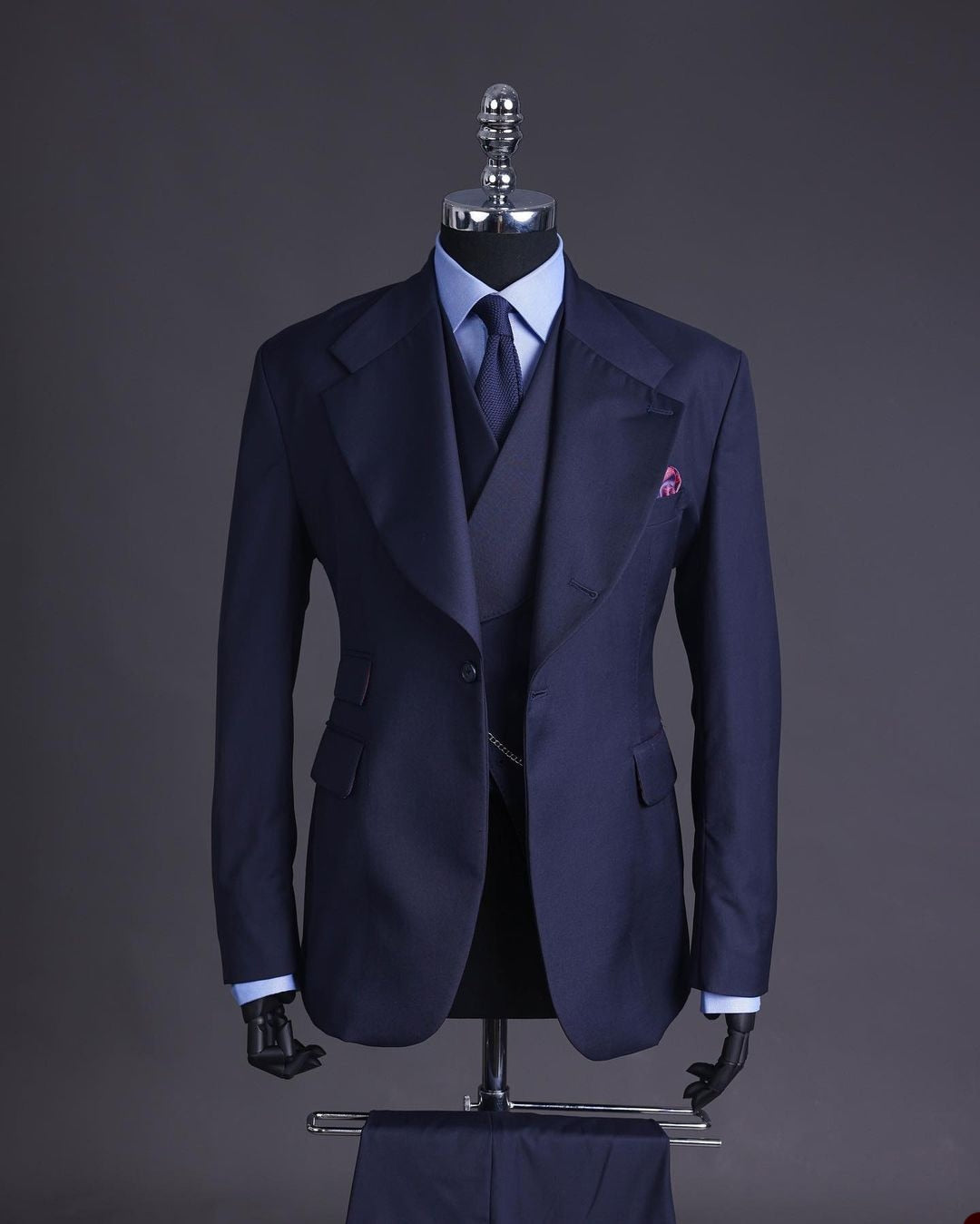 Trajes de boda clásicos para hombre, esmoquin plano a medida, 3 piezas, chaqueta, chaleco, pantalón, blazer, fiesta, cantante, novio, traje hecho a medida. 