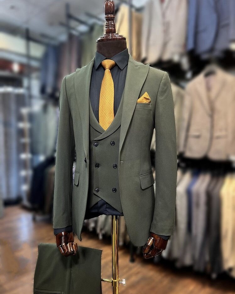 Trajes de hombre verde formal de 3 piezas, pantalón, blazer, esmoquin para fiesta, chaqueta, chaleco y pantalones personalizados. 