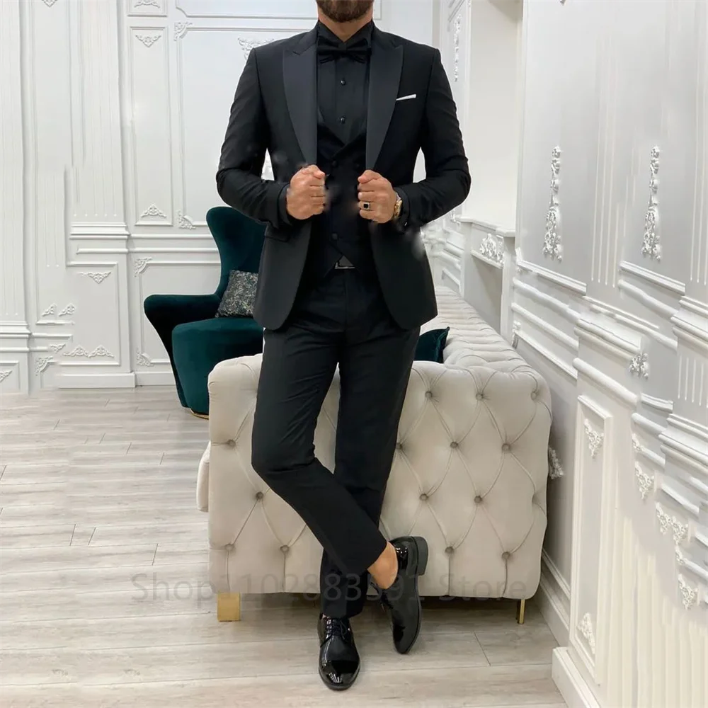 Design Men's Suits 3 Pieces Slim Fit Suit Formal Business Groom Wear Costume Wedding Tuxedos Blazer Vest Pants Homme