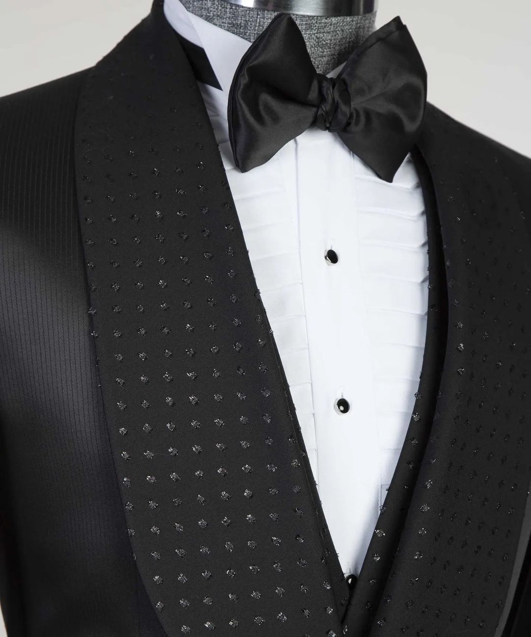 Black Men Suits With One Button 3 Pieces Jacket Vest Custom Made Bridegroom Wedding Formal Occasiom