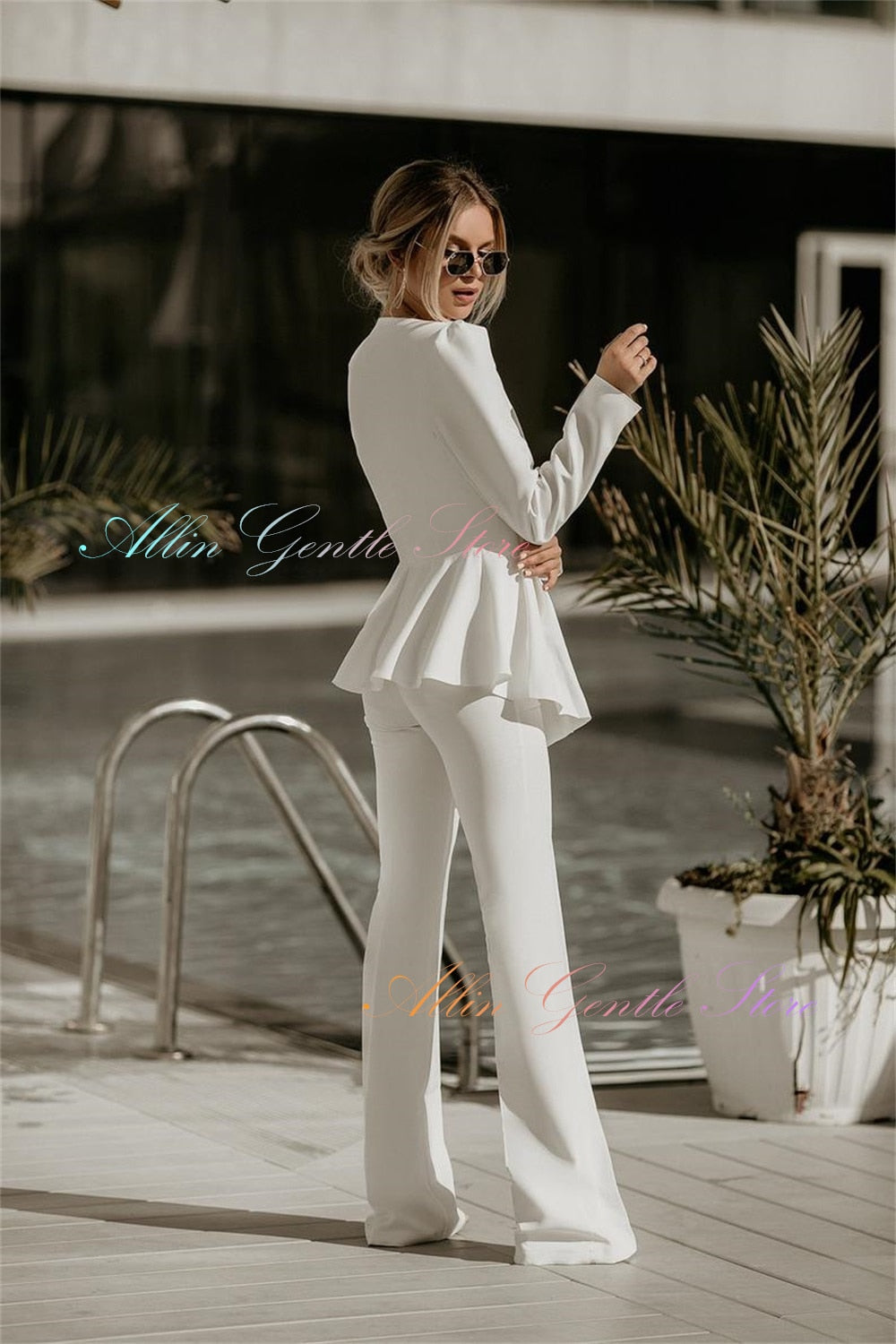 White Women Suits 2 Pieces Deep V Neck Jacket Special Designer Style Thin Blazer+Trousers Wedding Party Dress