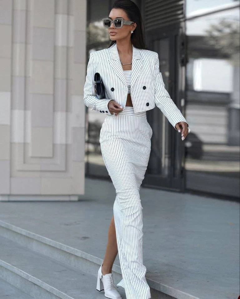 Stylish Women’s Pinstriped 3-Piece Suit Set – Slim Fit, Cropped Coat, and High-Waisted Skirt for Elegant Occasions