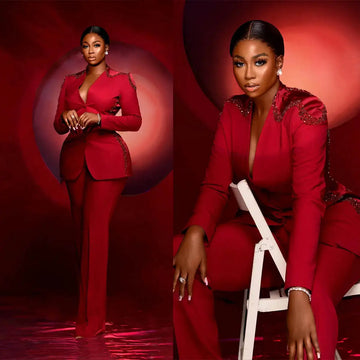 Elegant Custom-Made Red 2-Piece Women’s Suit with Beaded Details – Stylish V-Neck Jacket and Tailored Pants for Parties and Prom Events