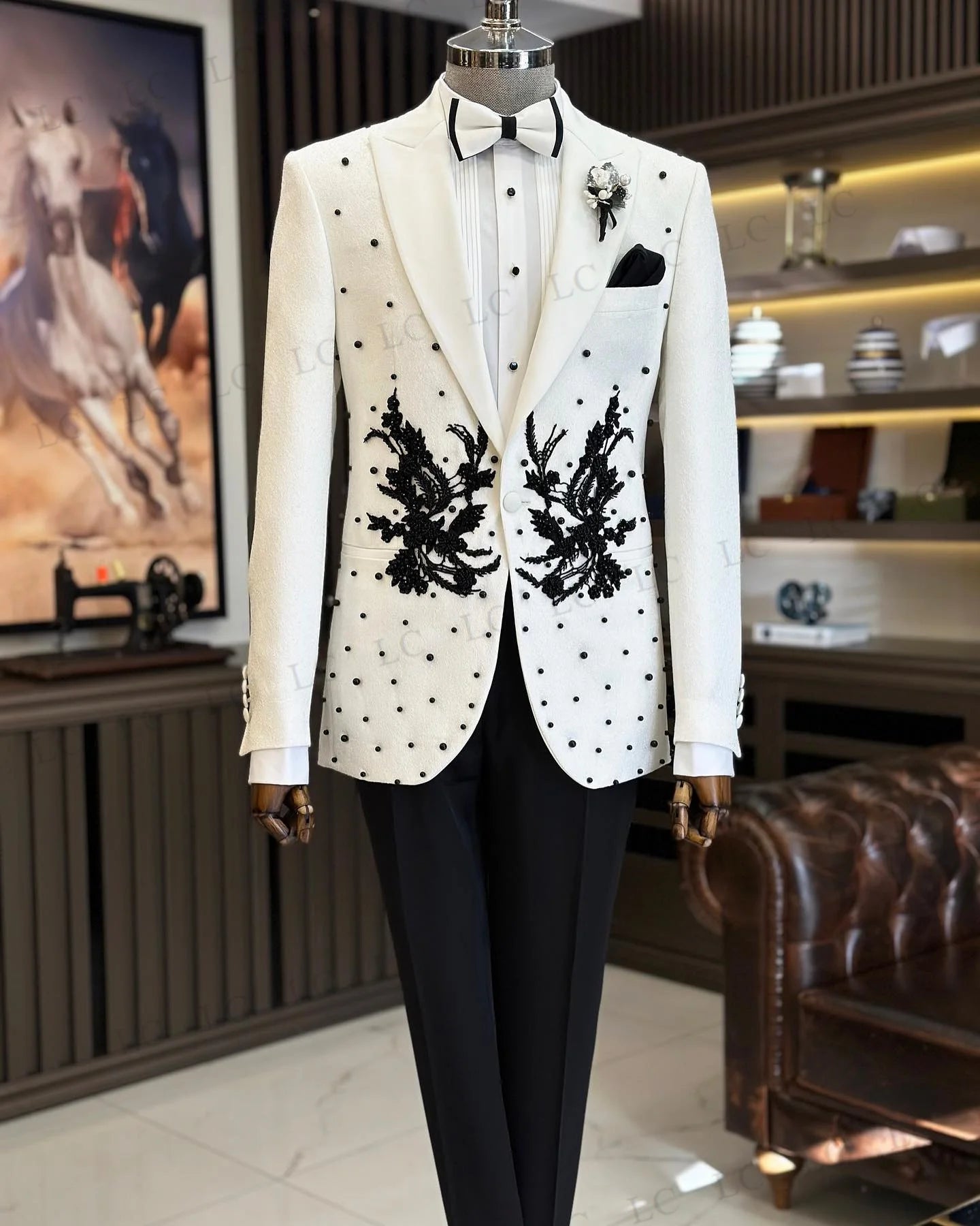 Trajes de moda para hombre, 2 piezas, apliques, blazer, pantalones, cuentas, un botón, esmoquin formal para graduación, boda, novio, talla grande, a medida