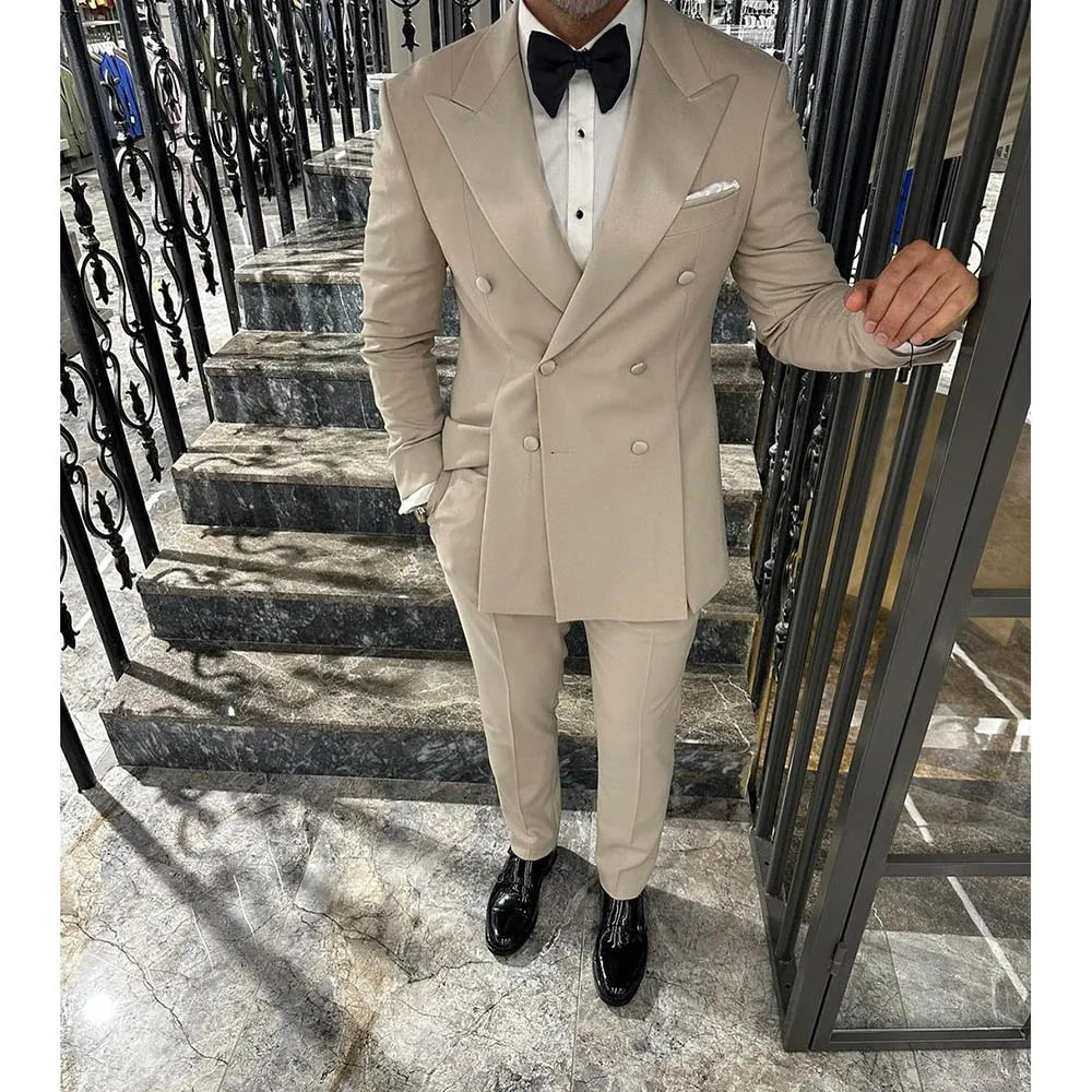 Trajes de moda para hombre, color sólido, a medida, doble botonadura, blazer dividido, solapa de pico, largo regular, corte entallado, ropa masculina, disfraz