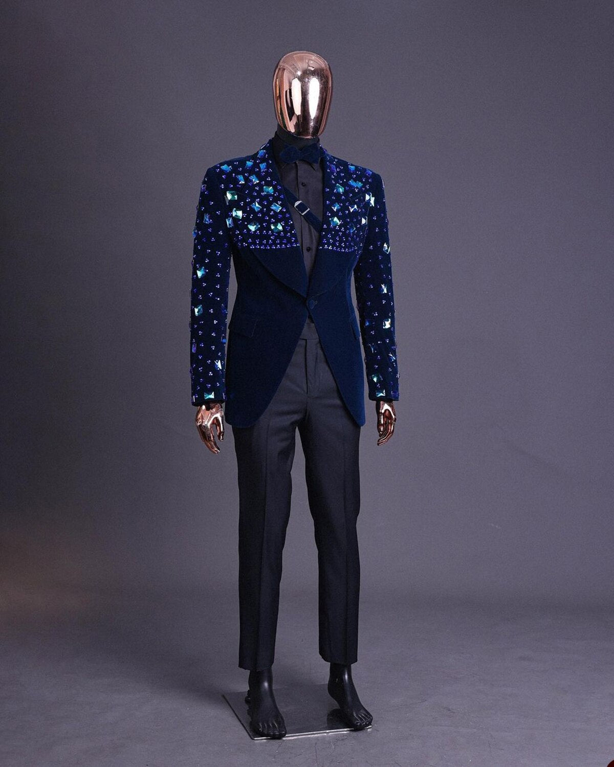 Trajes de boda azul brillante de moda para hombre, trajes de caballero para negocios, trajes de novio a medida de 2 piezas para ocasiones formales, fiestas y cantantes.