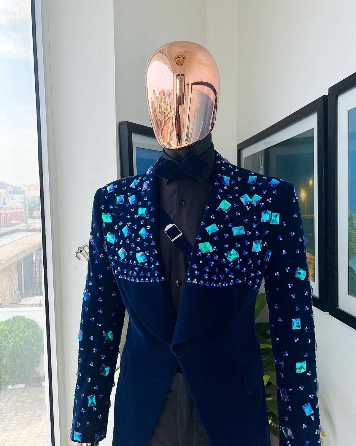 Trajes de boda azul brillante de moda para hombre, trajes de caballero para negocios, trajes de novio a medida de 2 piezas para ocasiones formales, fiestas y cantantes.