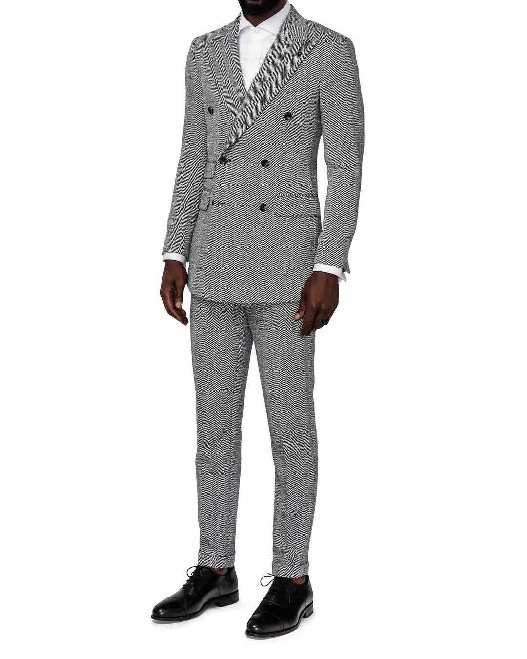 Traje gris para hombre, dos piezas, top y pantalón, para ocasiones formales, bodas, estilo maduro, ambiente sencillo, diseño.