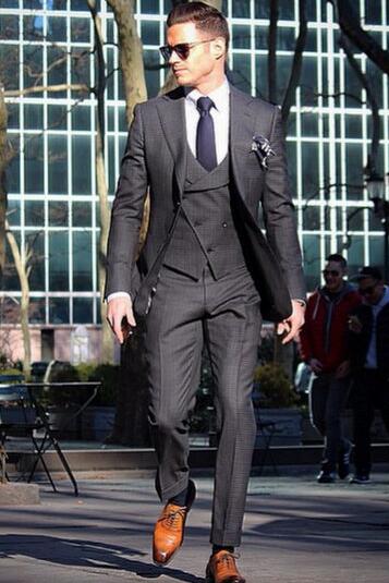 Grey Blazer Trousers Formal Men Suits 3Pcs Jacket+Pants+Vest+Tie Business Groom Coat Party Wear Slim Fit Tuxedo