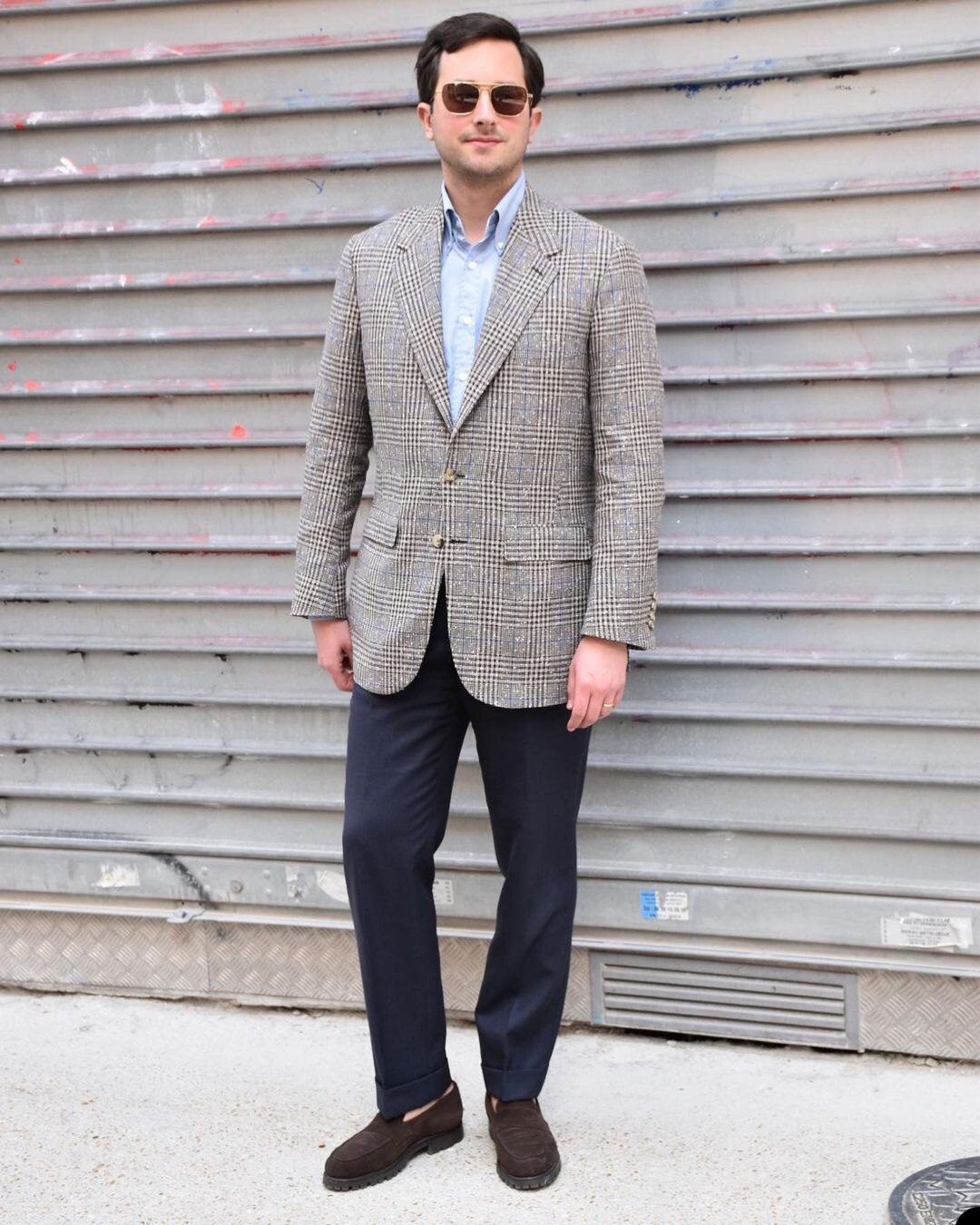 Traje clásico de rayas grises para hombre, de una sola botonadura, hecho a medida, de una pieza, chaqueta de diseñador para novio, traje formal para ocasiones especiales. 