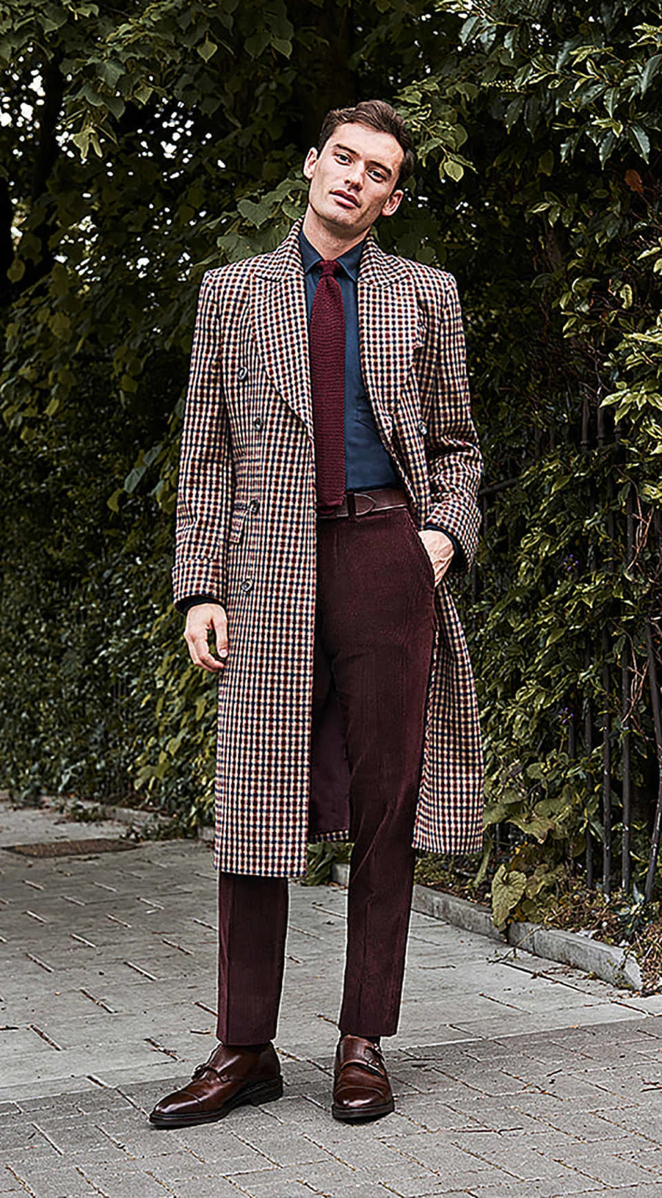 Handsome Plaid Men Woolen Overcoat England Peaked Lapel Coat Winter Slim-Fit Business Winter Warm Top Coat Customized