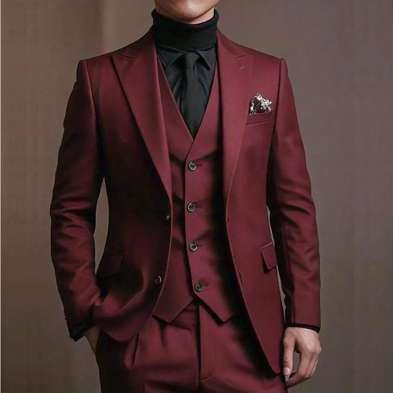 Traje de boda de 3 piezas, color burdeos, corte entallado, para hombre, con solapa de pico, botonadura sencilla, largo regular, chaqueta, pantalón y chaleco.