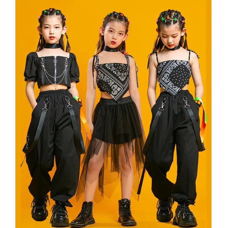 Girls Hip Hop Dance Costume Black Punk Rock Performance Outfit with Chains Straps and Bandana Print