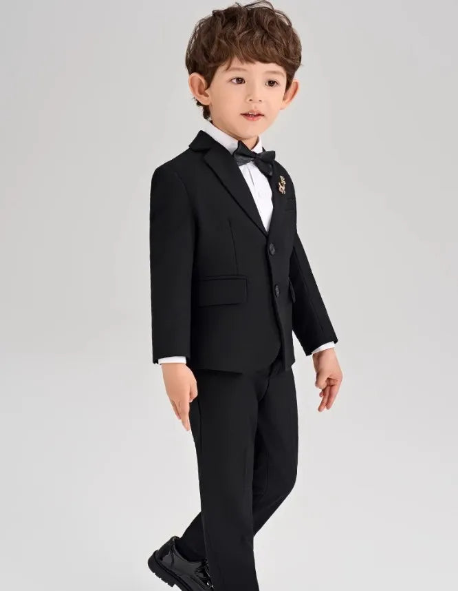 Ensemble costume noir pour tout-petit garçon avec cravate et blazer à deux boutons 